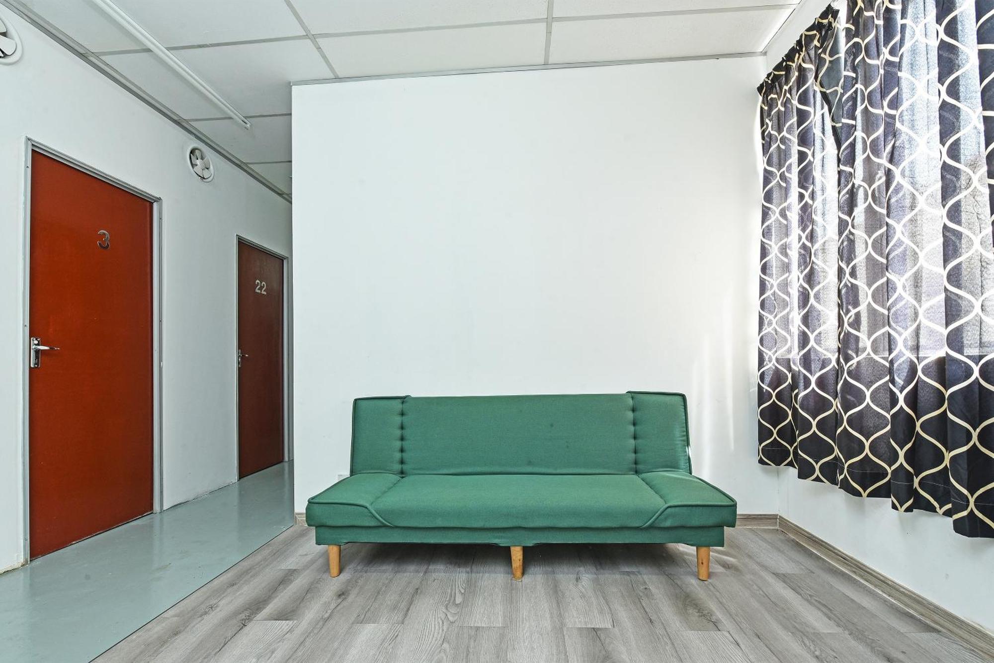 Spot On 90500 Sri Rampai Metro Hostel Κουάλα Λουμπούρ Εξωτερικό φωτογραφία